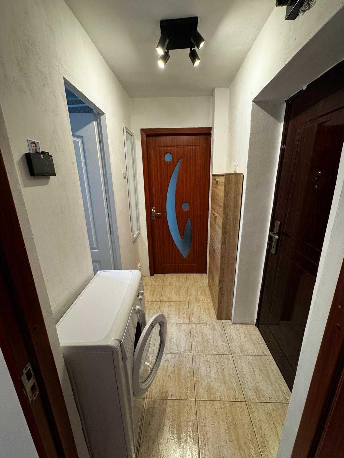 Apartament cu 2 camere de inchiriat - imagine 1