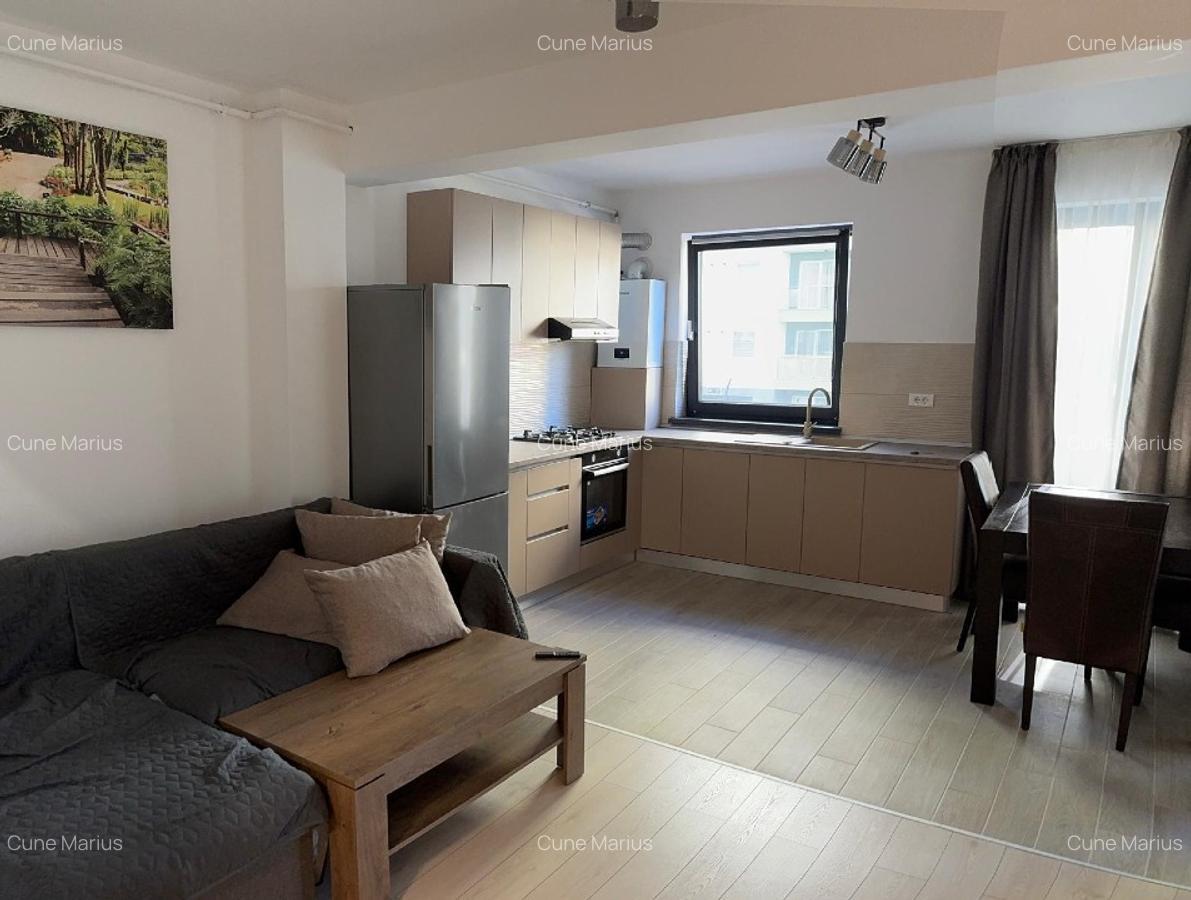 De inchiriat studio 2 camere+parcare supraterana