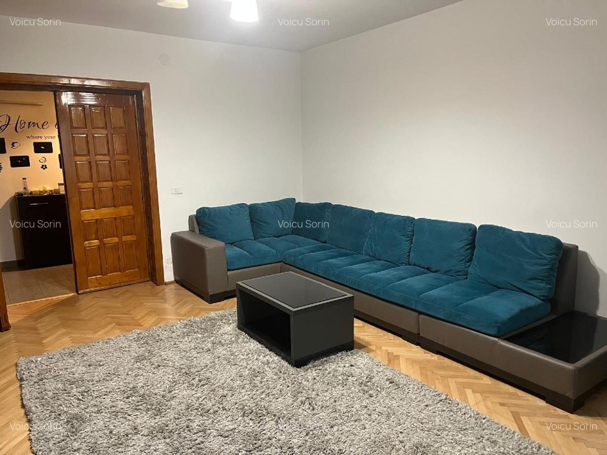 Inchiriez apartament cu 3 camere, zona Piata Centrala, Craiova 83 mp 2 bai 2 bal