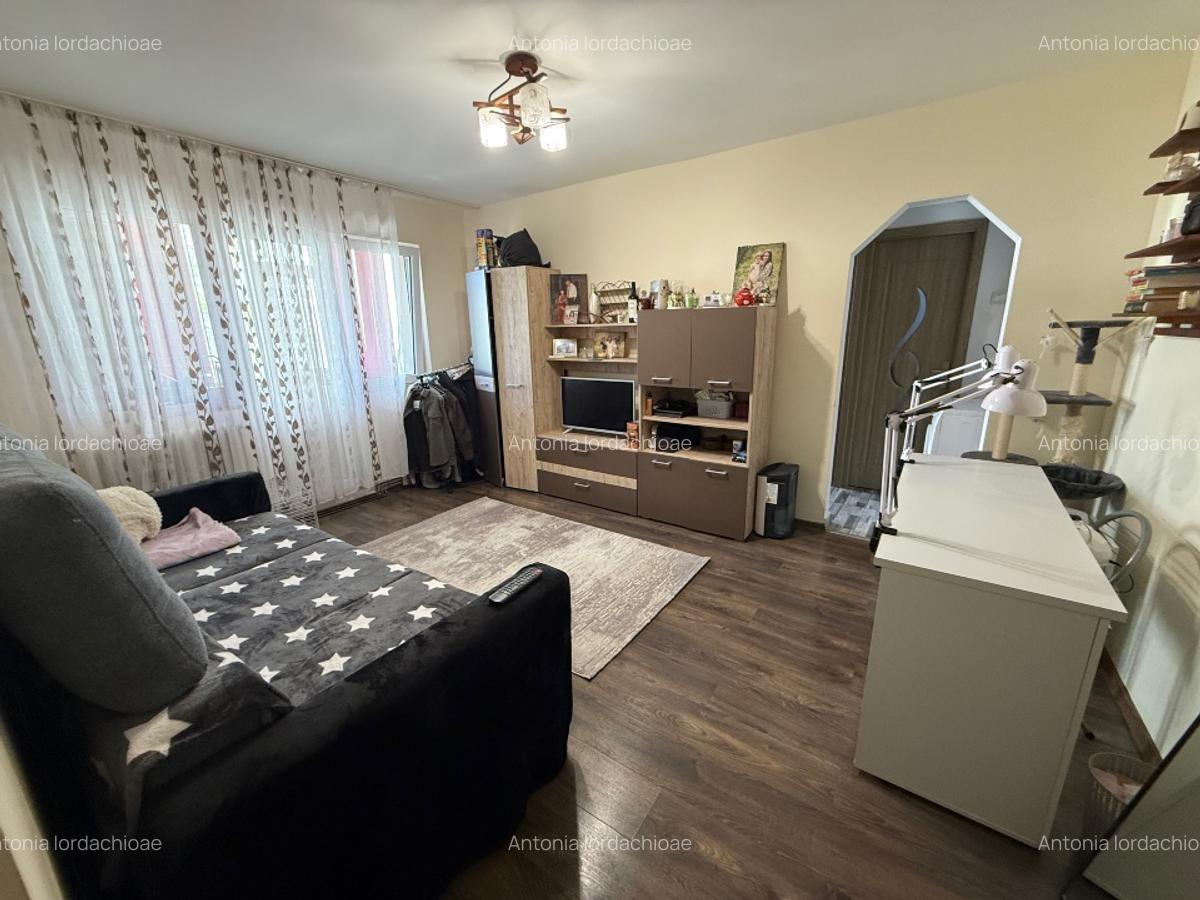 Vând apartament direct de la proprietar 88.500 negociabil - imagine 1