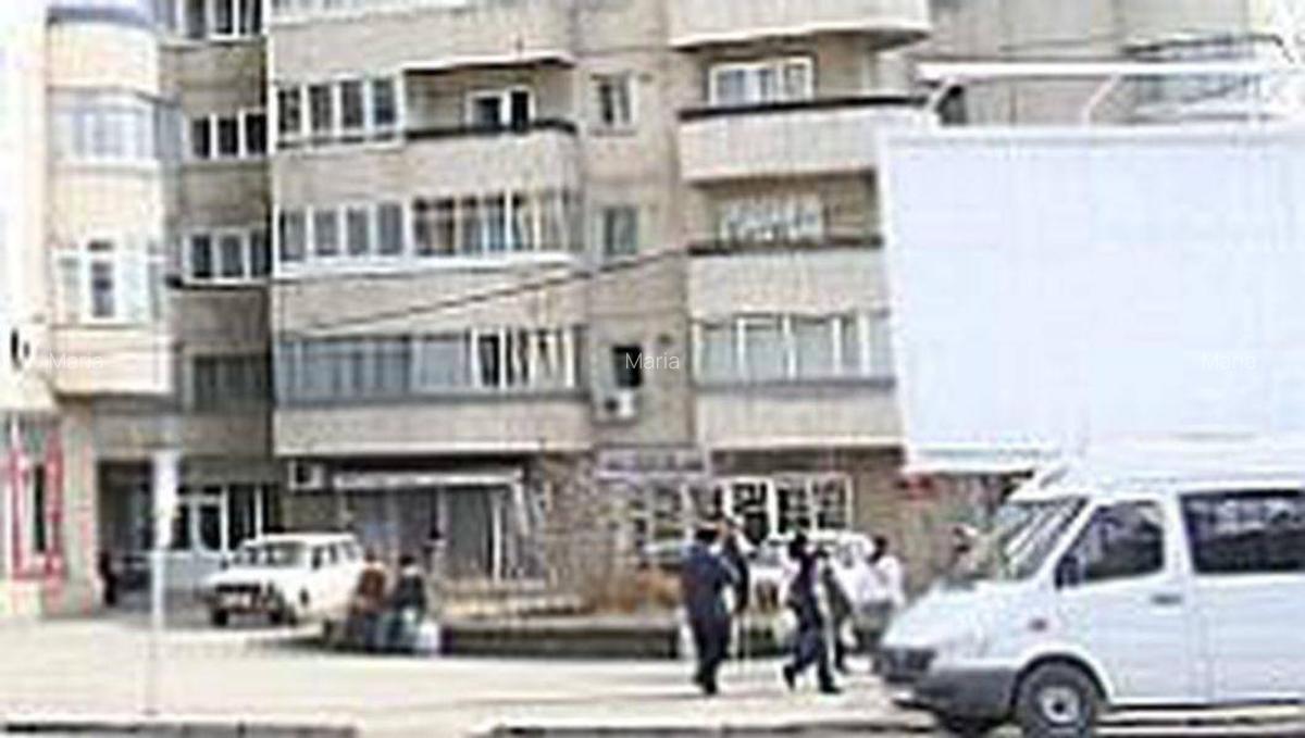 Oferta de vanzare apartament 3 camere - imagine 1