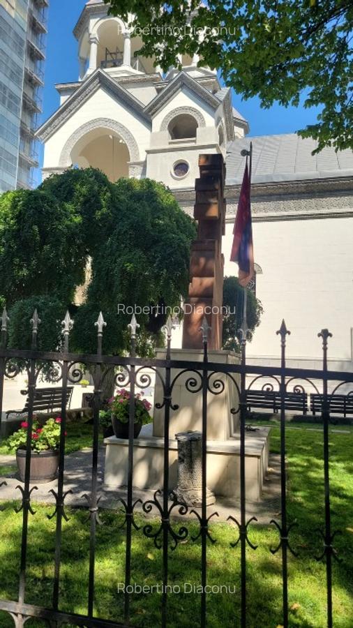 PROPRIERTAR INCHIRIEZ ap. 2 CAM, (parter inalt) str.ARMENEASCA colț cu Bd.CAROL