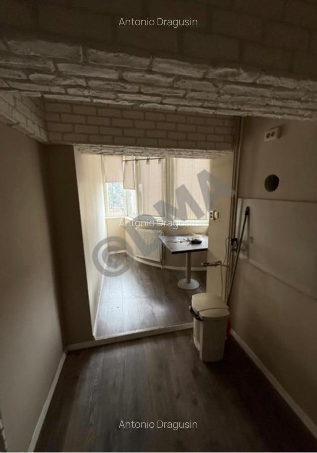 🏢 Apartament 2 camere decomandat – Bulevardul Unirii nr. 70, bloc J4 / preț neg
