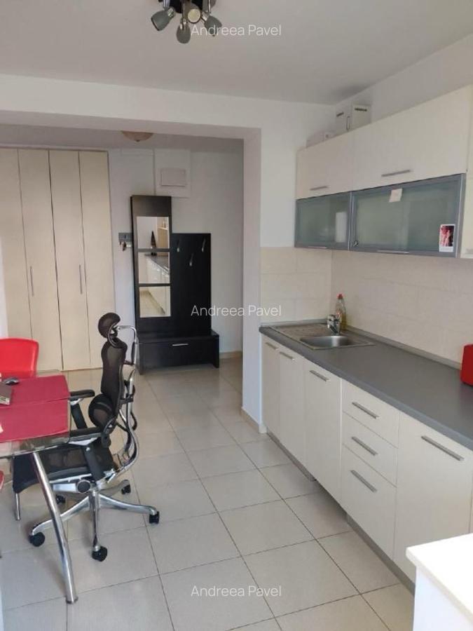 Apartament modern 3 camere Titan – 2 băi, bloc reabilitat, proprietar!