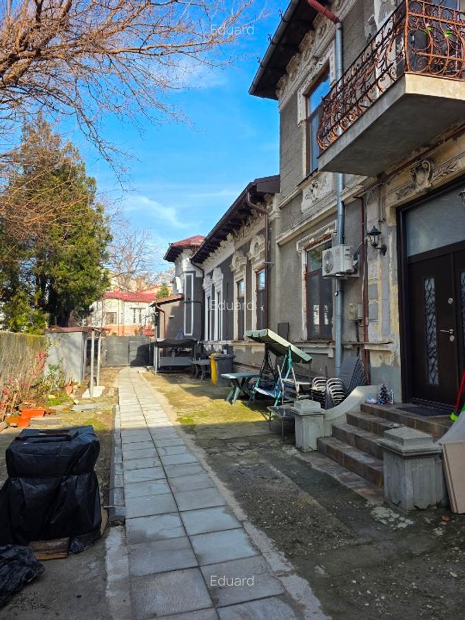 De vânzare vila rond Coșbuc unirii