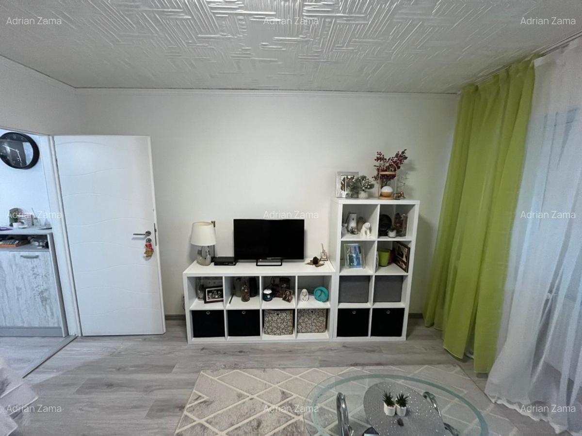 Vand apartament 3 camere decomandat Bucuresti Sector 5 Zona Margeanului