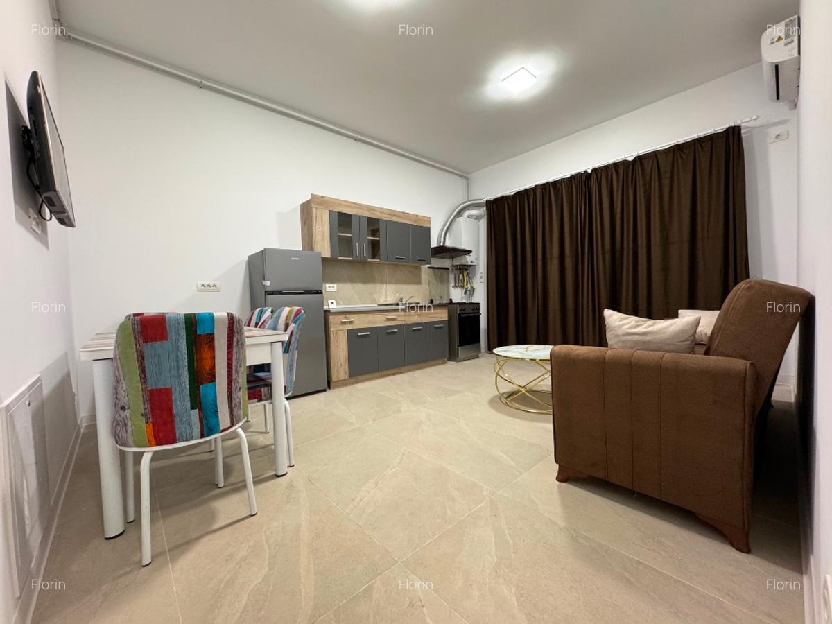 Proprietar, ofer spre inchiriere apartament cu 2 camere, in bloc nou - imagine 1