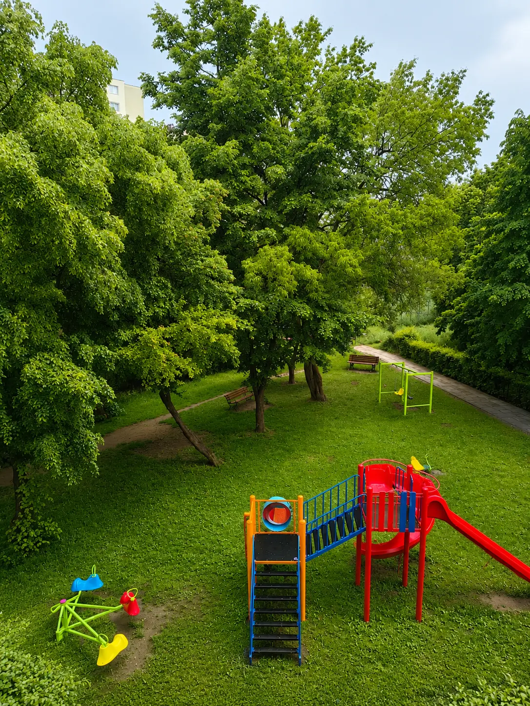 Apartament 3 camere Manastur, aleea Tazlău, lângă Baza sportivă La Terenuri