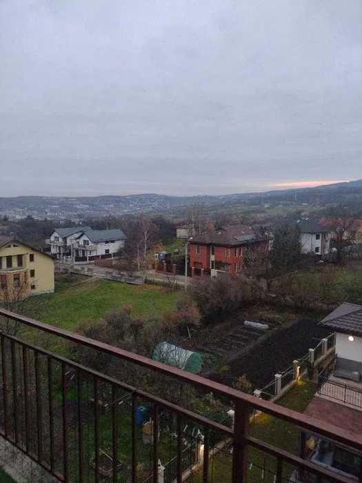 Vand apartament 3 Camere ZONA Buna Ziua