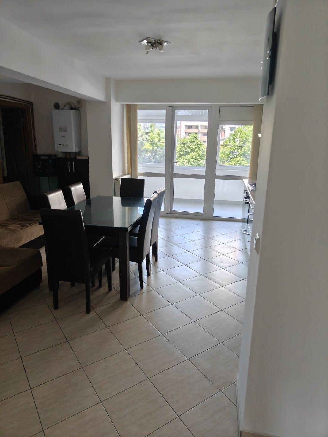 Inchiriez apartament 3 dormitoare - imagine 1