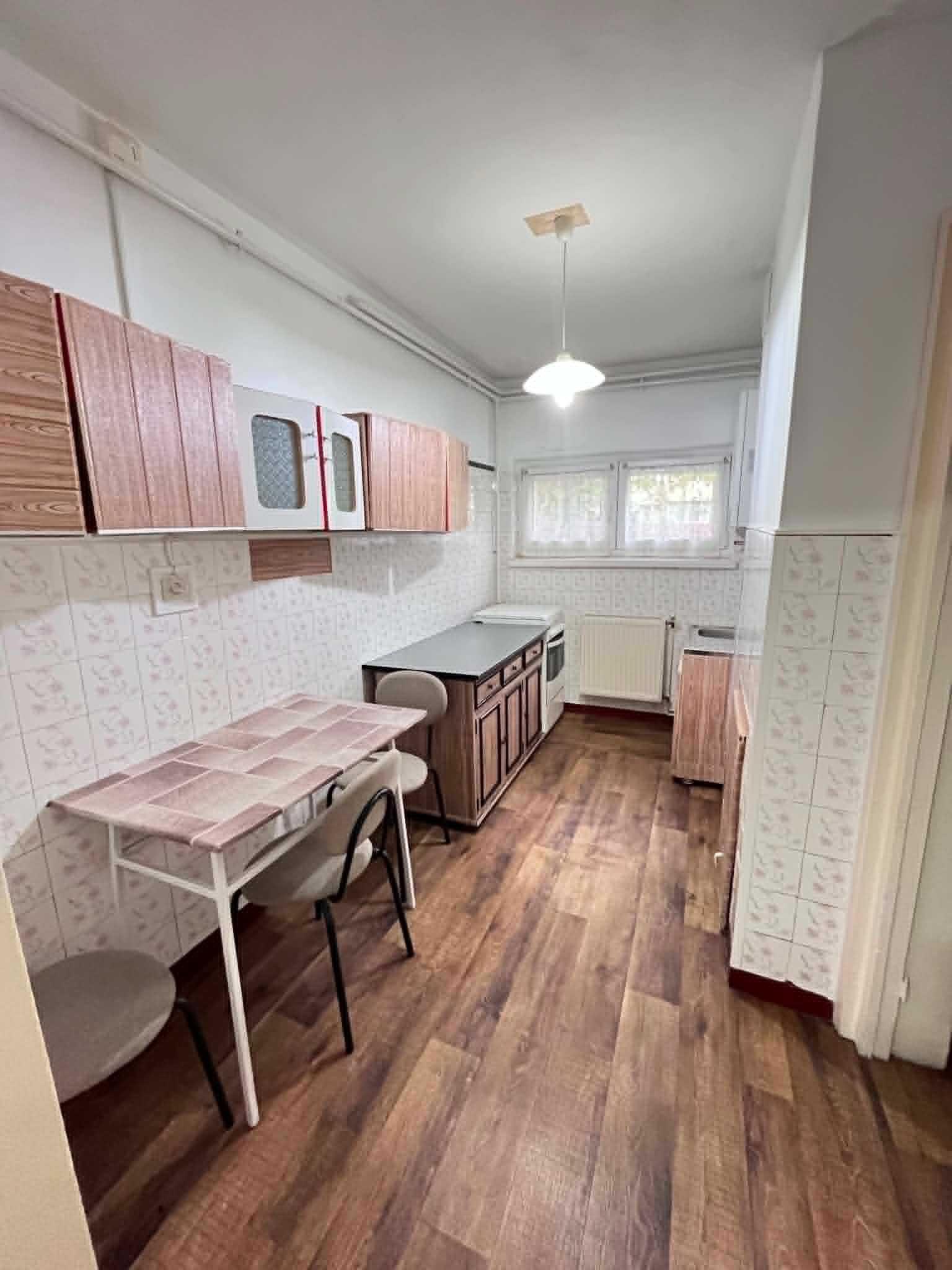 Apartament de inchiriat