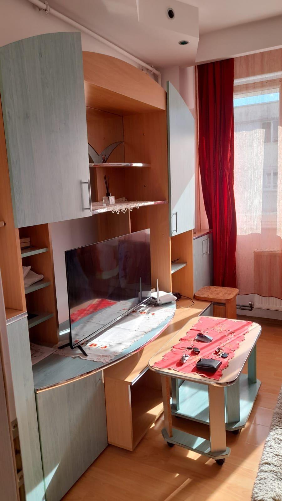 Vând garsoniera 22mp2 Colonia Metrom