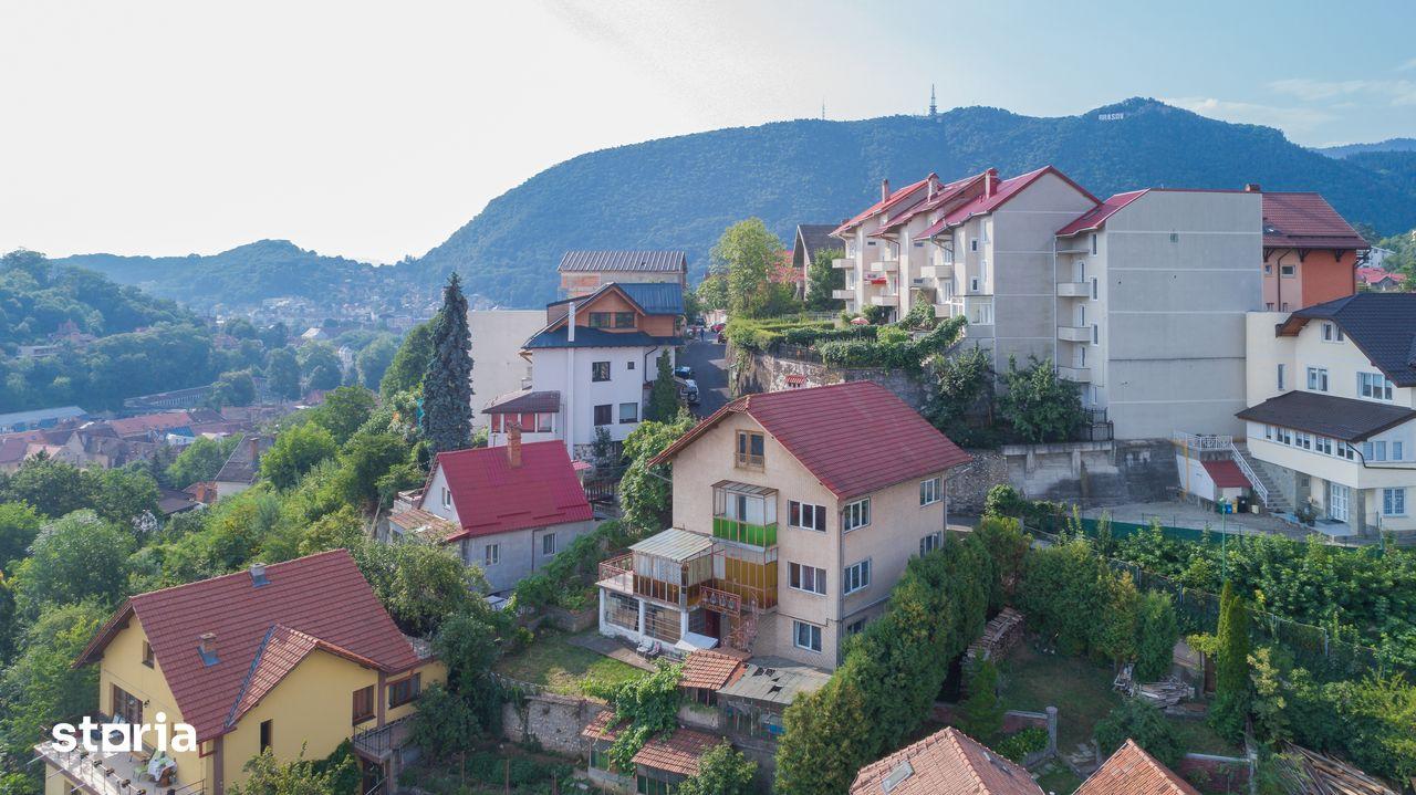 Vanzare Vila  3 Apart  Drumul Poienii  Livada Postei Proprietate Unica - imagine 1