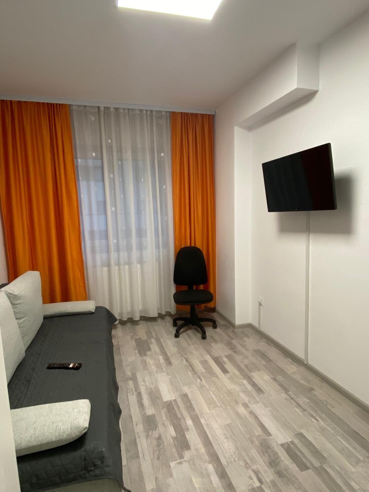 Închiriez Duplex  zona  Coresi - imagine 1