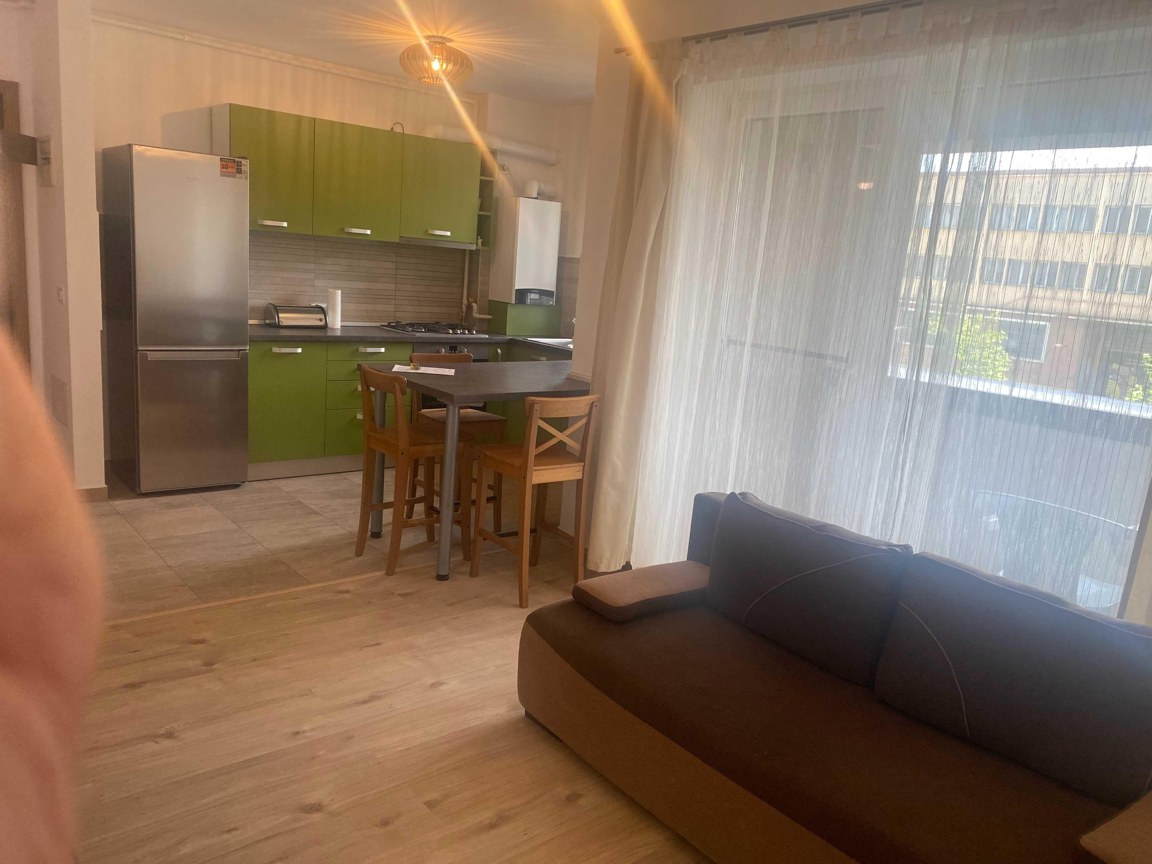 Apartament 2 camere tip studio de inchiriat