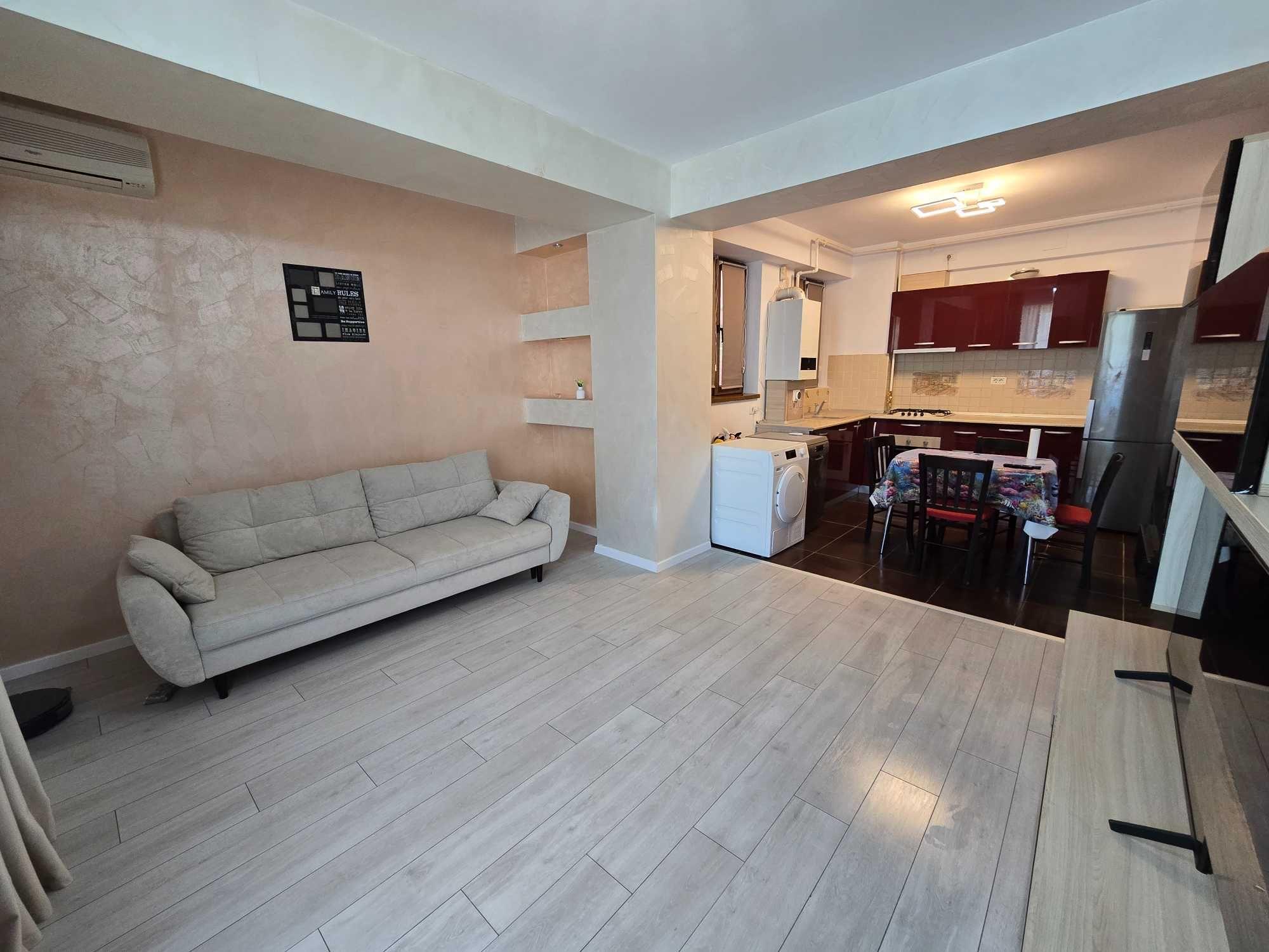 Inchiriere apartament 2 camere Faleza Nord
