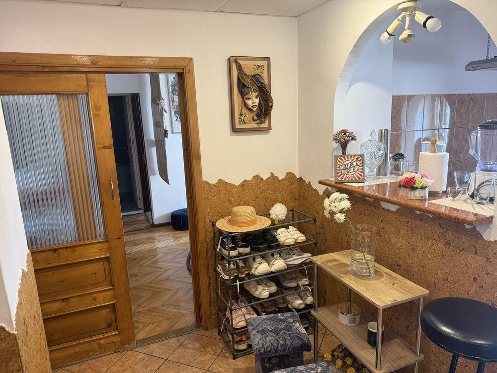 Apartament 3 camere Decomandat