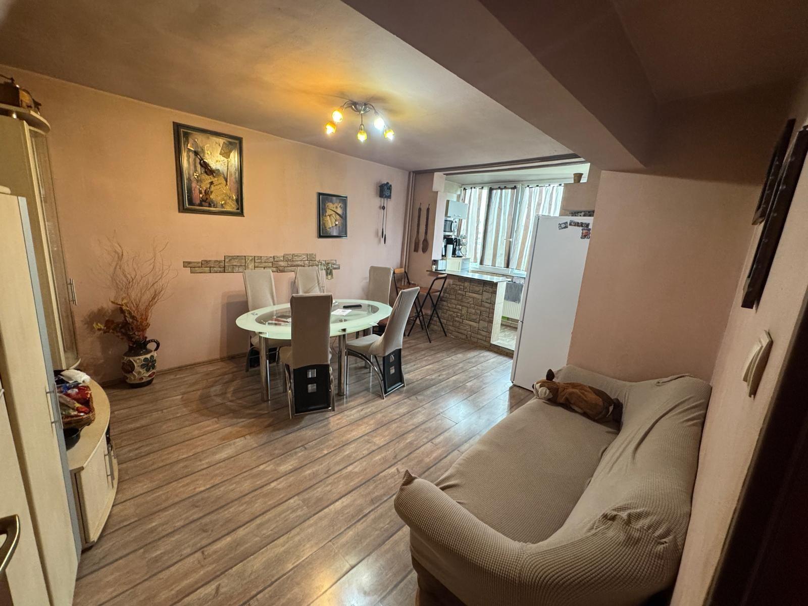 Vând apartament 3camere tip AN