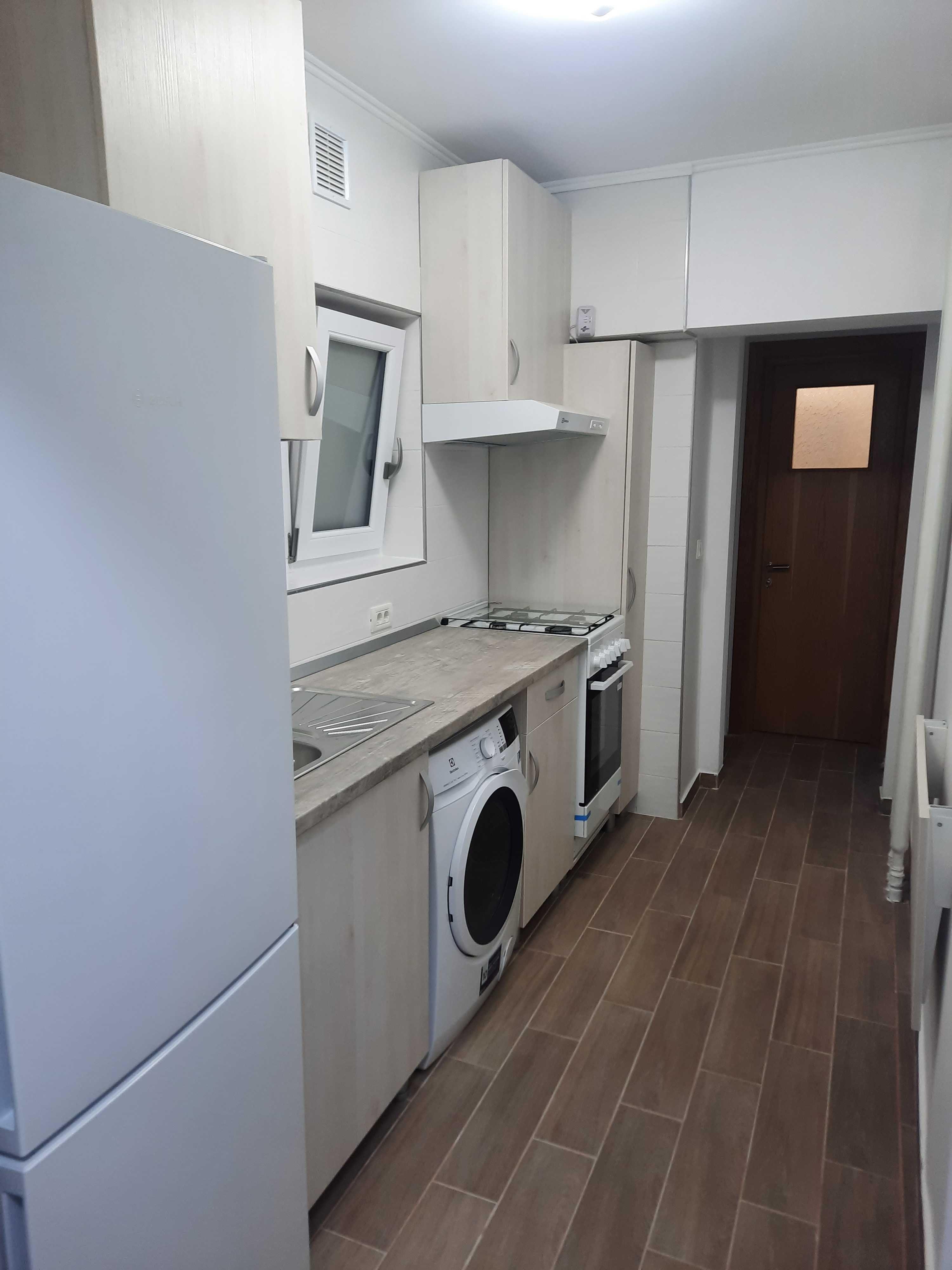 Proprietar inchiriez Apartament 2 camere complet mobilat , B-dul Magheru