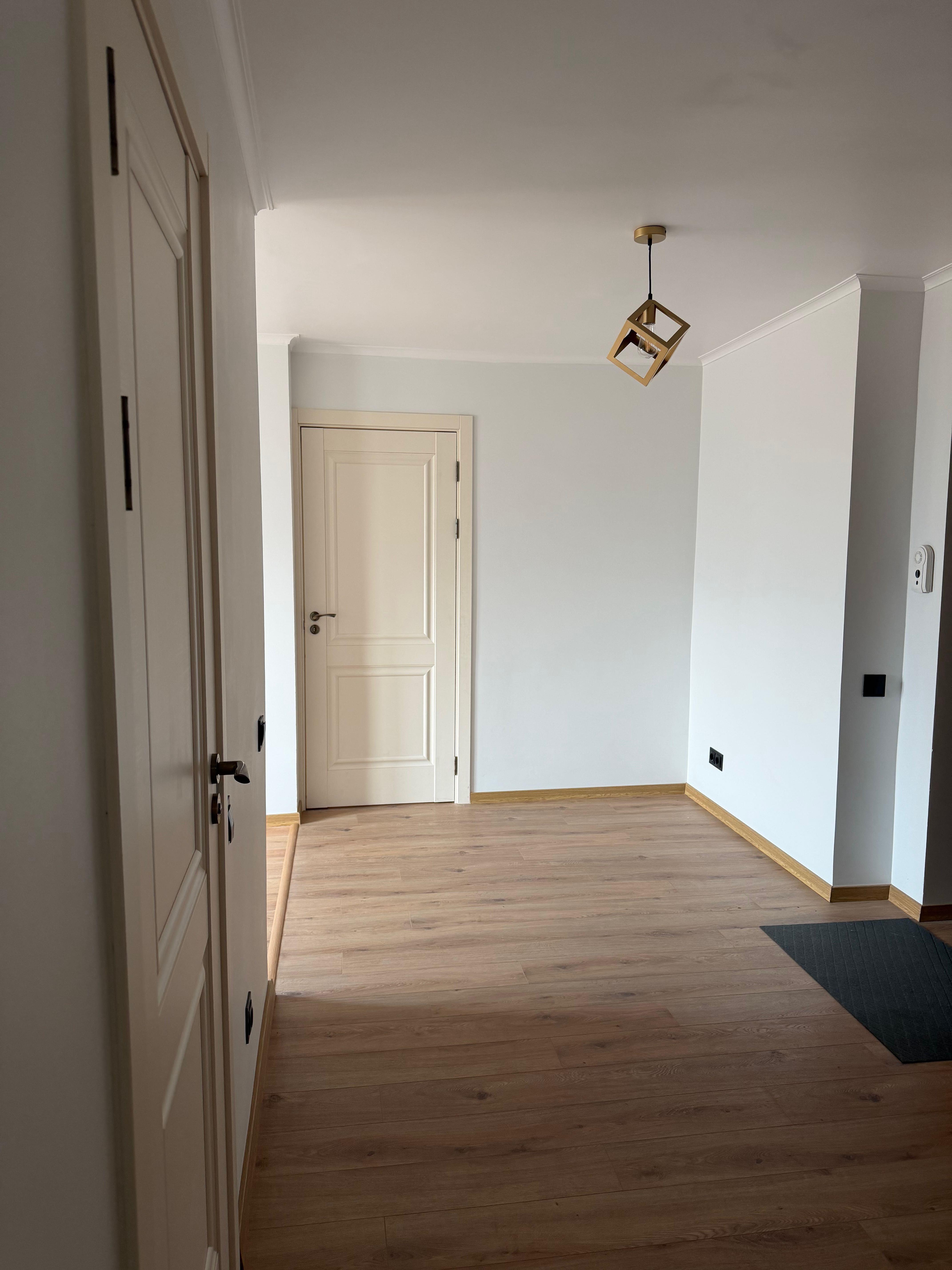 Piața Alba Iulia birou / cabinet de închiriat cota 1/2 - imagine 1