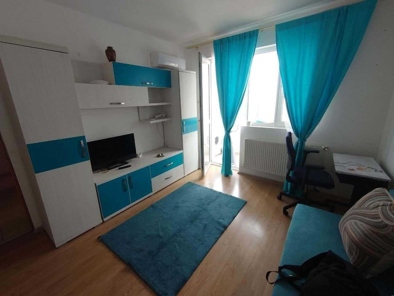 Închiriez apartament 2 camere utilat, mobilat, bloc 2016, 40 mp utili, decomandat, la 8 minute de metrou Berceni 370 euro