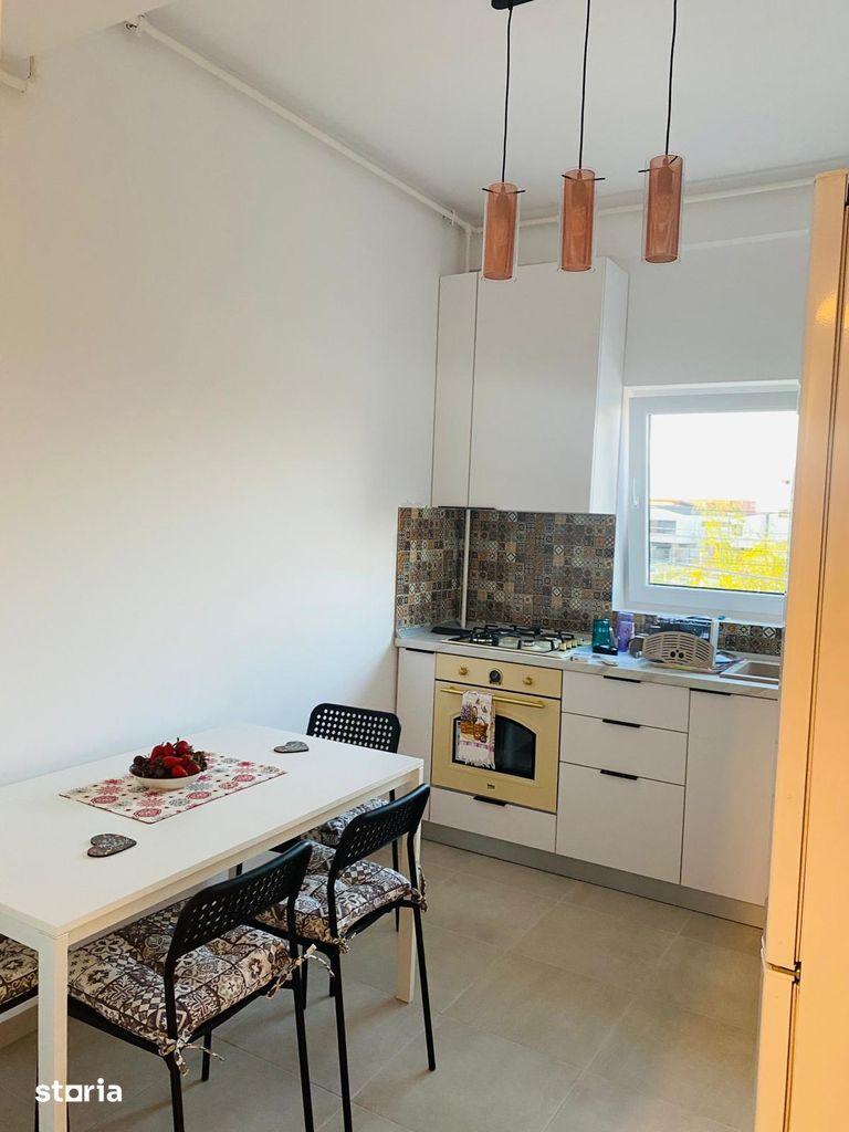 Apartament cu 3 camere+boxa, Otopeni