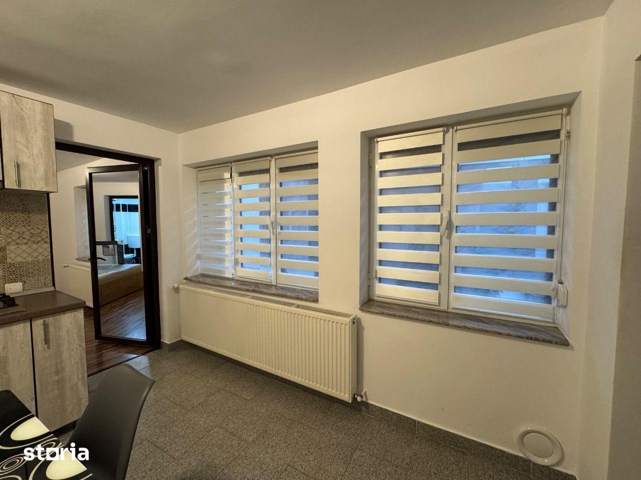 Proprietar închiriez apartament tip studiu în vila cu circuit închis