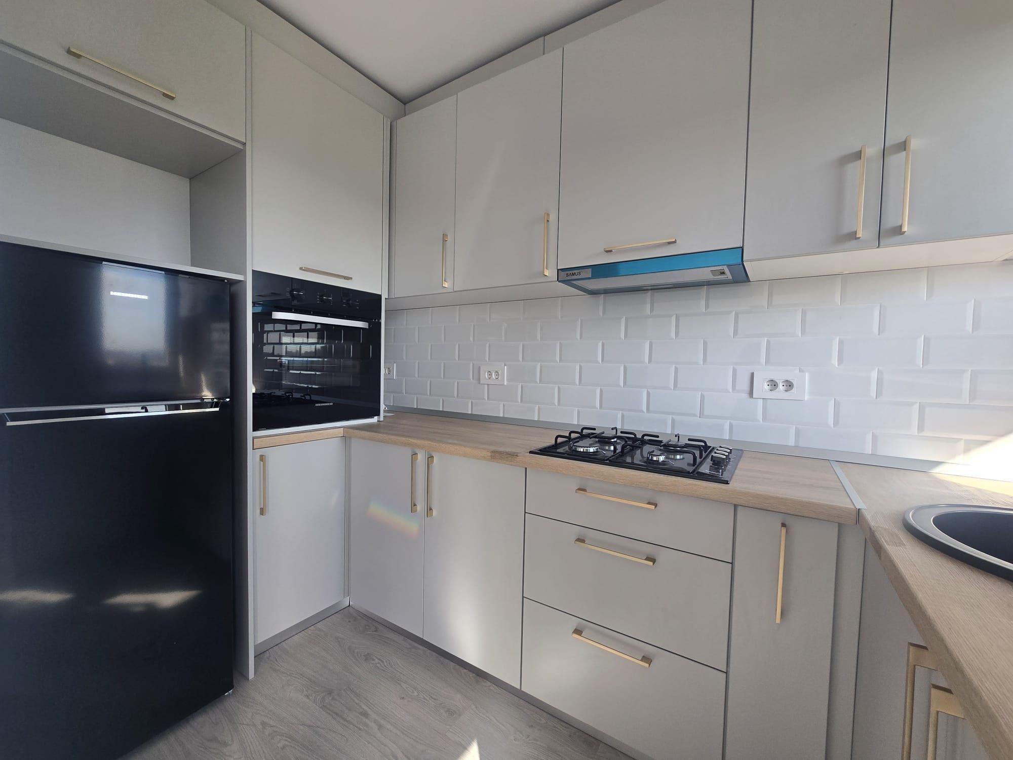 Apartament plus loc de parcare - prima inchiriere