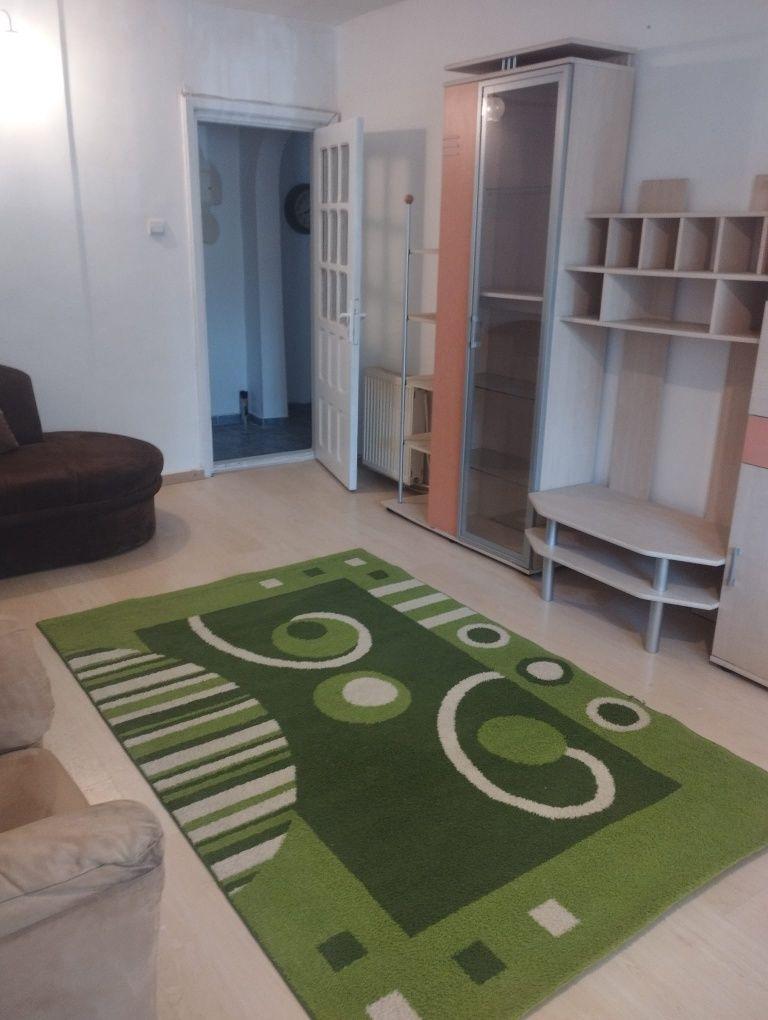 Apartament 2 camere decomandat