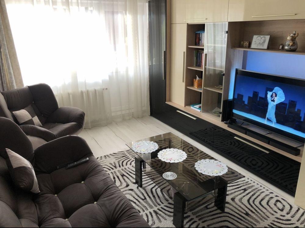 Inchiriez apartament 2 Camere Decomandat Ultracentral
