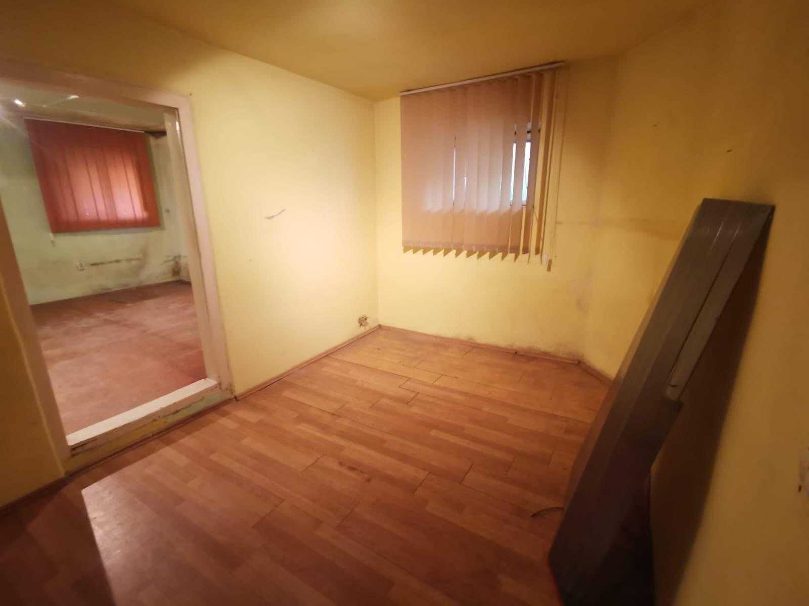Apartament de vânzare - imagine 1