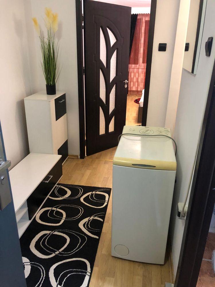 Inchiriez sau vand garsoniera in centrul orasului