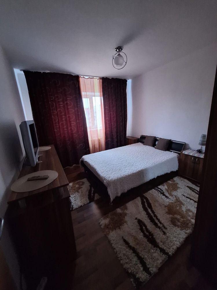 Apartament de inchiriat 2 camere + bucatarie