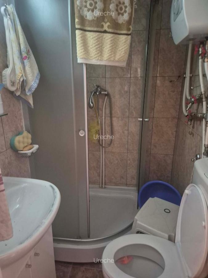 Vind teren intravilan 1550 mp si imobil 32 mp str Al. Vaida Voievod.
