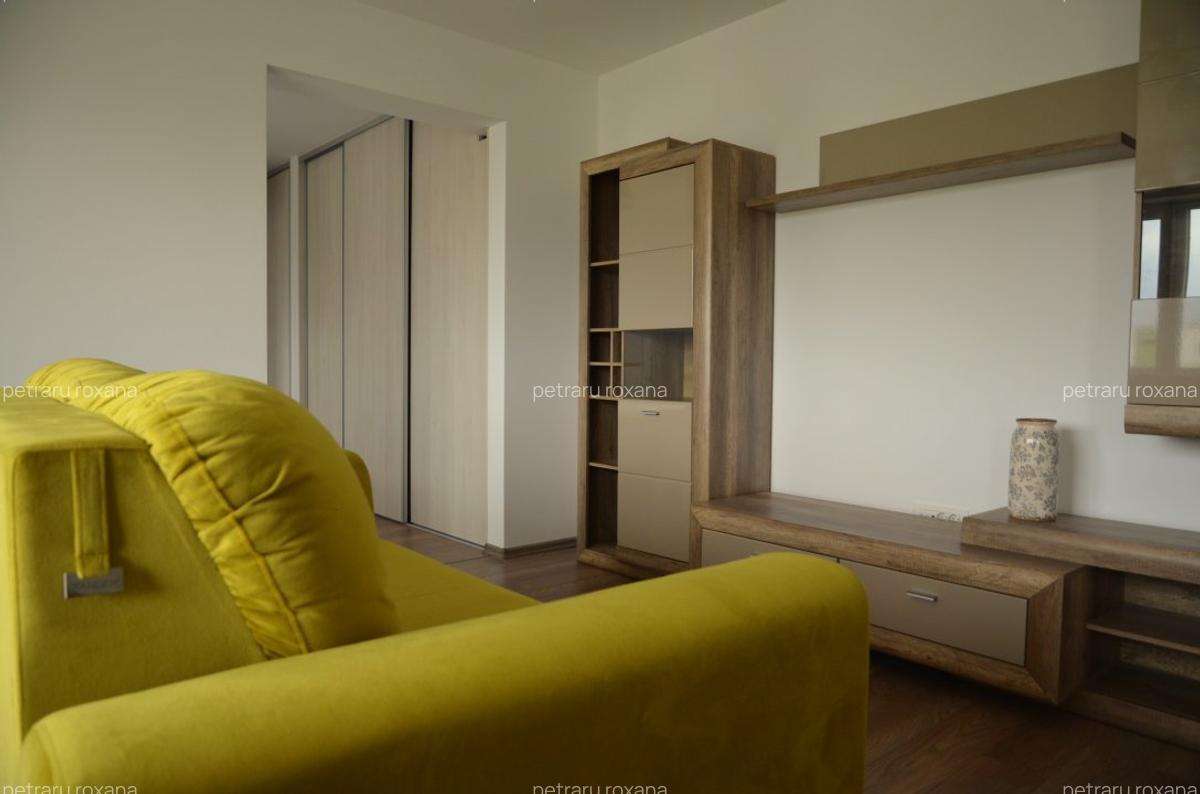 Studio, a doua inchiriere
