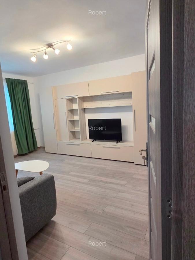Ap. 2 camere, decomandat, renovat complet, utilat nou, bariera Bucov AFI - imagine 1