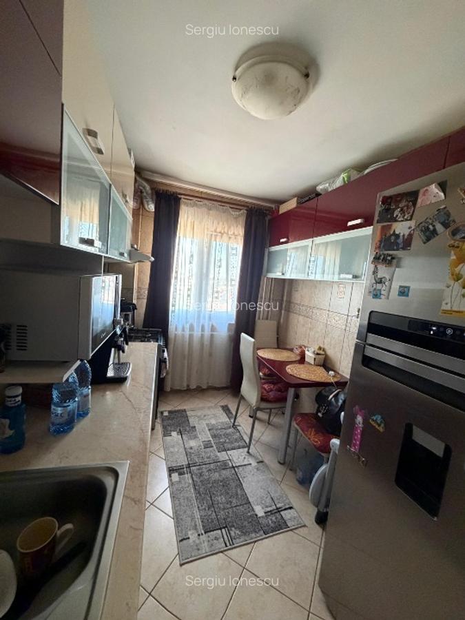 Apt. 2 camere, cu vedere integral pe spate