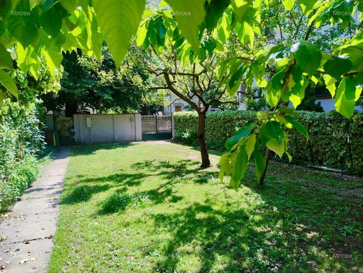 Parter si demisol cu grădină proprie in vila in Domenii – Str. Zorileanu