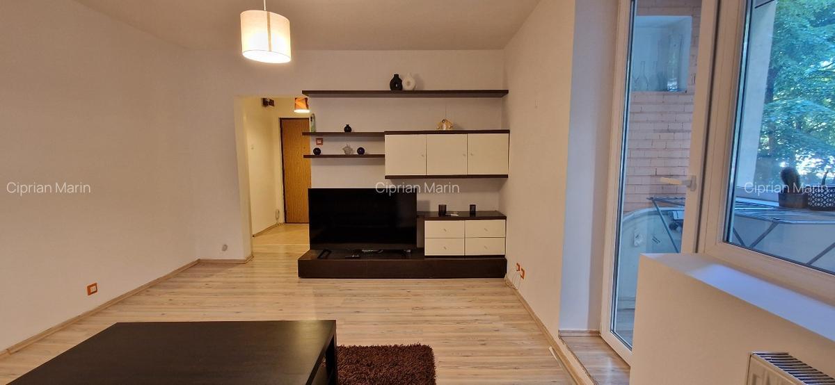 2 CAM renovat | METROU 5 min | PARKLAKE 4 min | ETAJ 1/10 | AC | PROPRIETAR