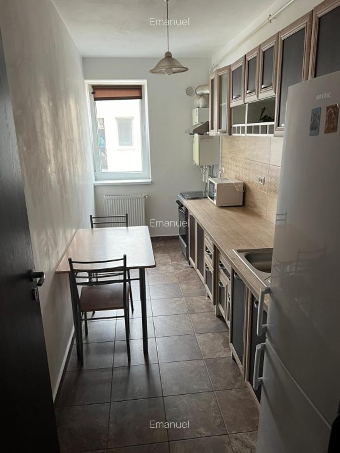 Ap 2 camere de vânzare metrou Dumitrie Leonida