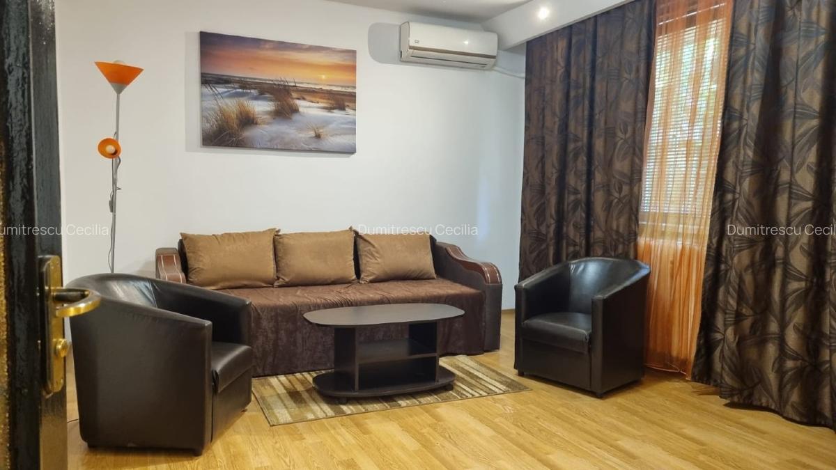 Garsoniera renovata zona Brancoveanu