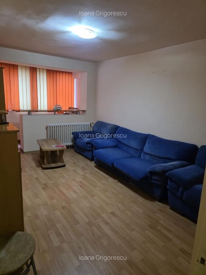 Vând apartament 2 camere,parter,Drumul Taberei,aproape metrou Favorit - imagine 1