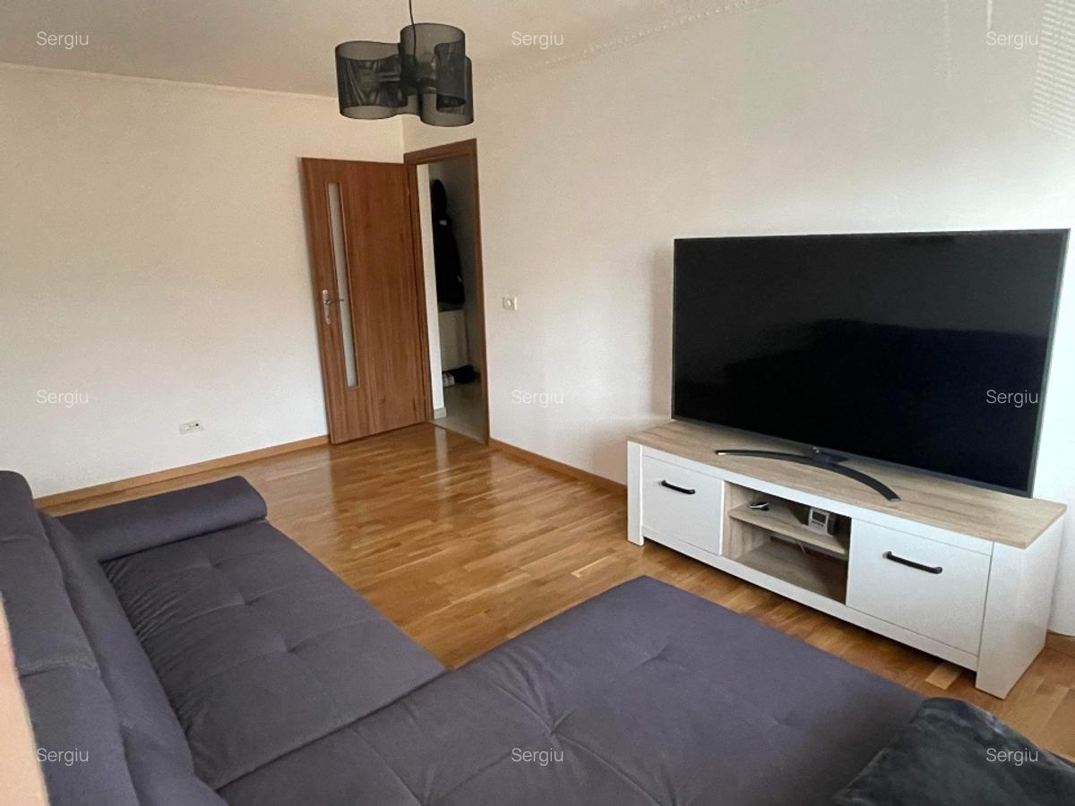 Direct Proprietar: Apartament 3 camere, complet decomandat și renovat – Lipovei