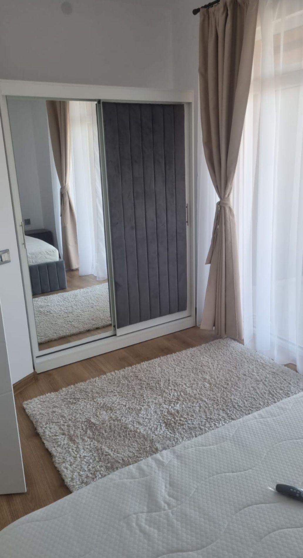 Inchiriez apartament 3 camere Marasti