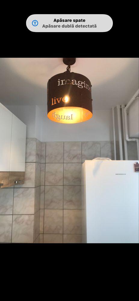 Ofer spre inchiriere garsoniera mobilata/utilata ,pe termen lung.Racadau