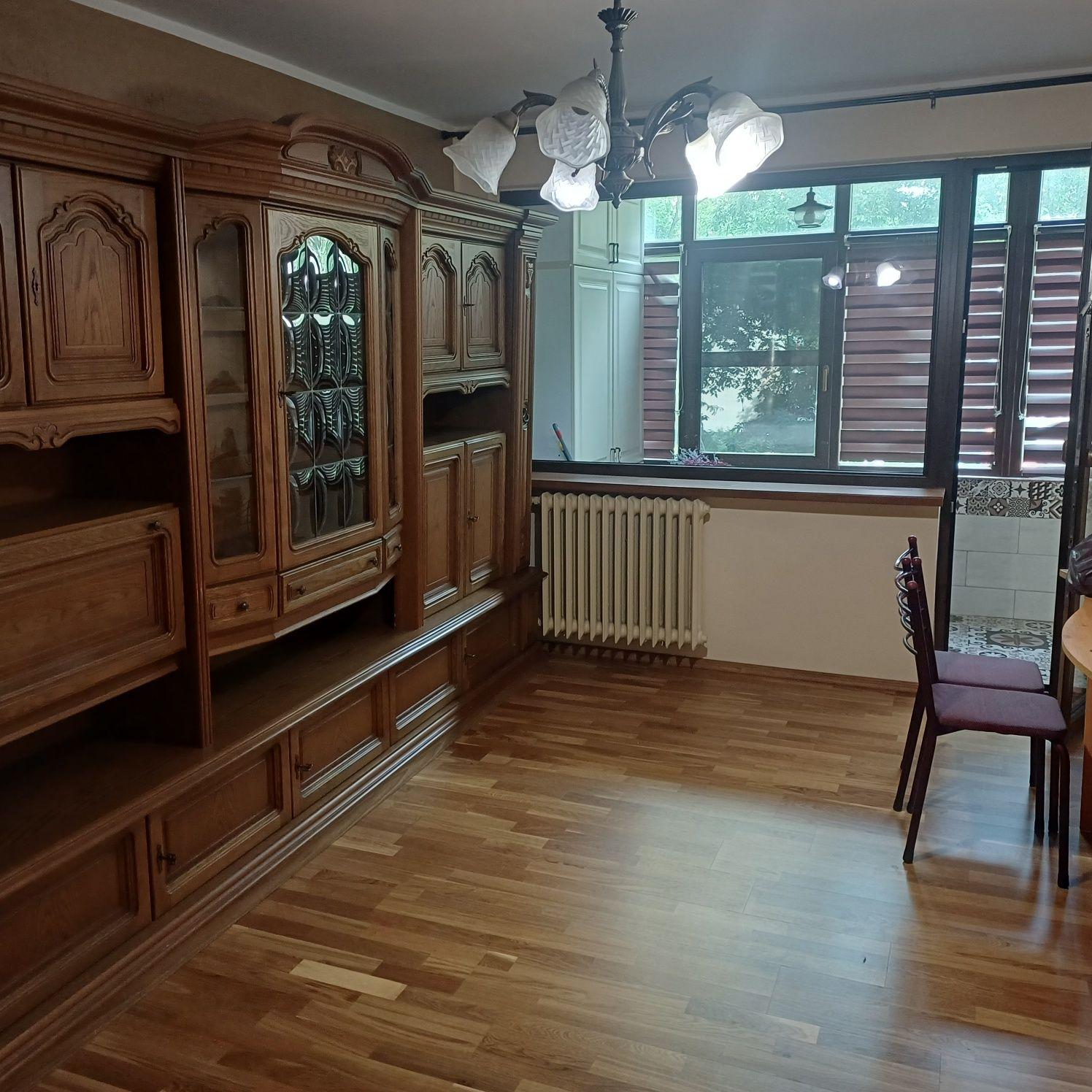 Apartament 2 camere decomandat 56mp. mobilat, utilat, 1400 lei