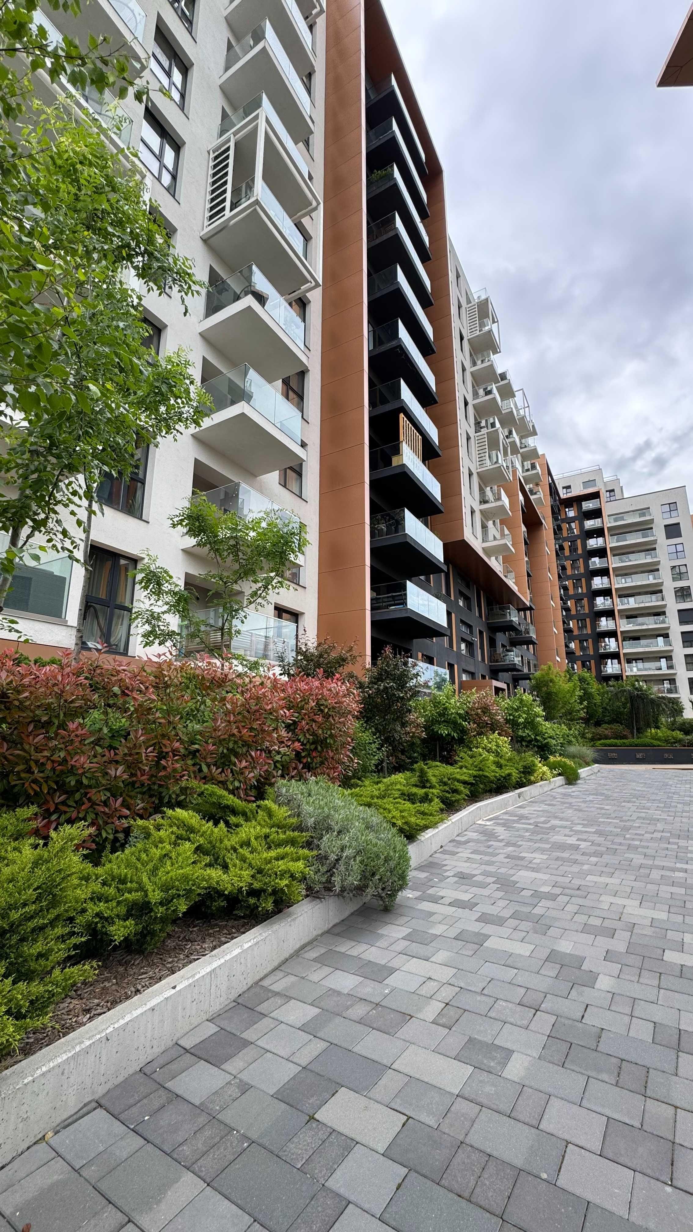 Herastrau (Parcului 20); 2 camere, dec, bloc nou, 850 EUR/luna