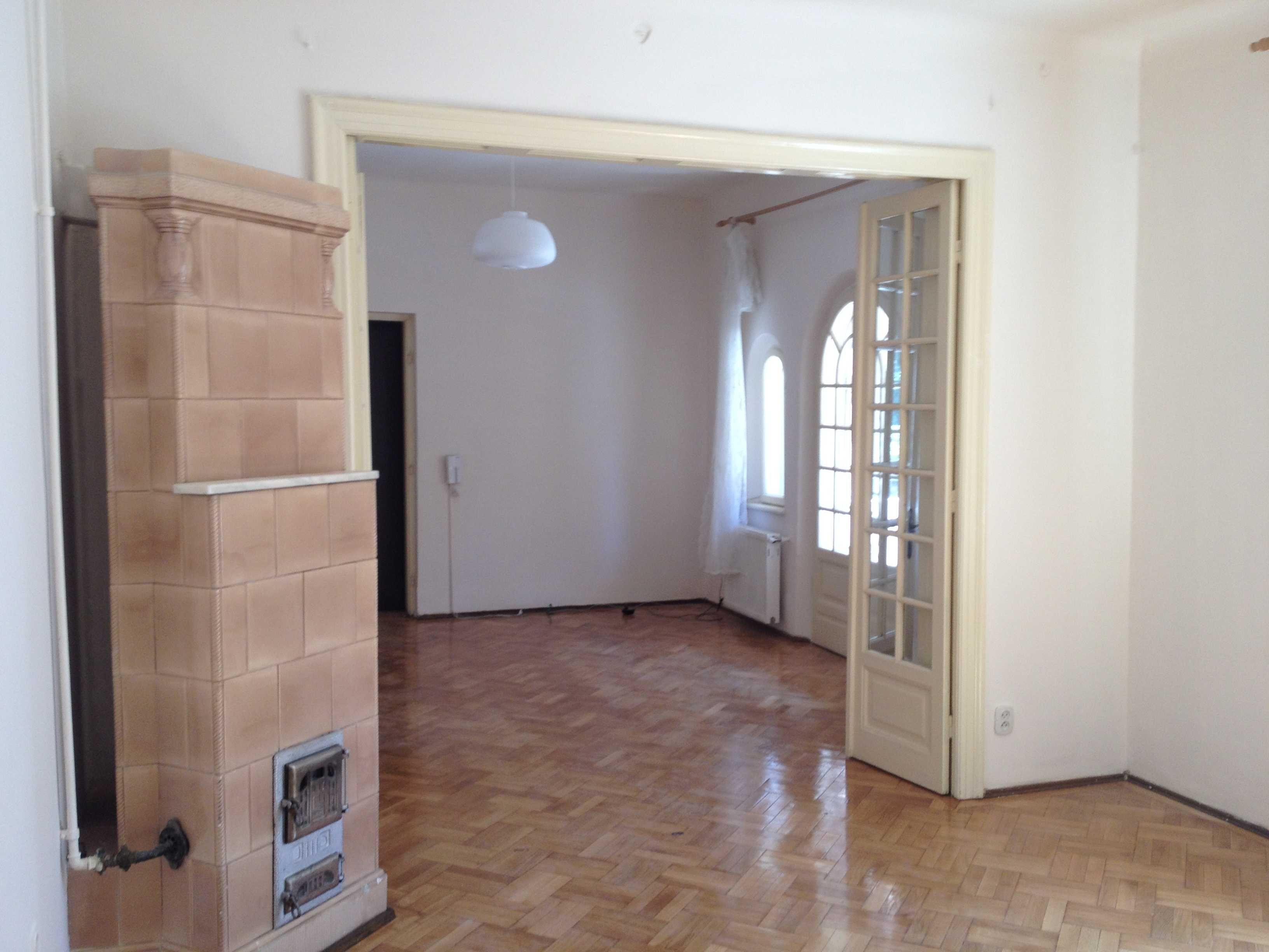 Ofer spre inchiriere apartament 3 cam in vila Domenii Casin