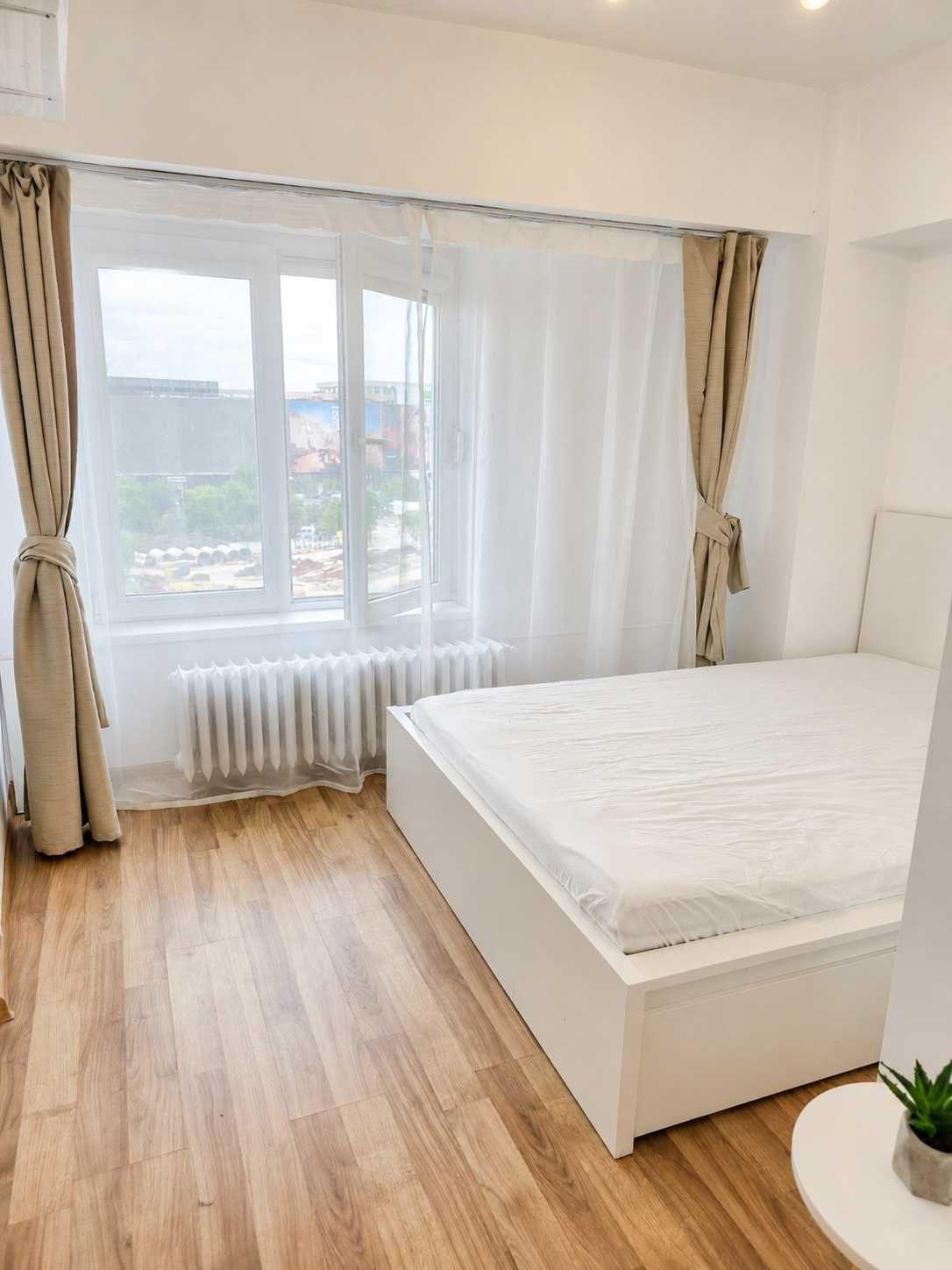De inchiriat - 2 Camere tip studio | fix la Metrou Unirii 1 | ULTRACENTRAL | Totul Nou! Bloc dupa 1990