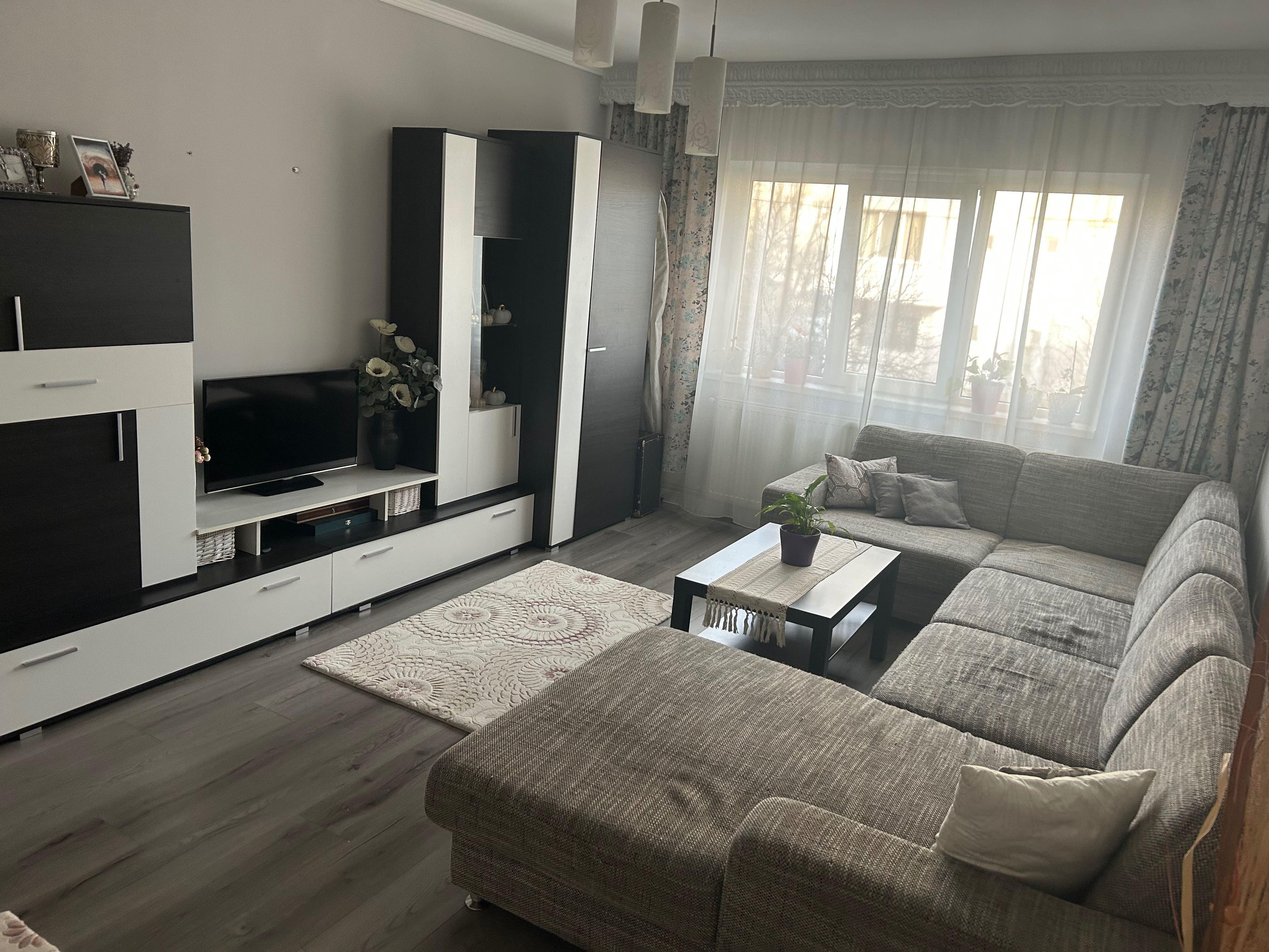 Vând apartament,  3 camere